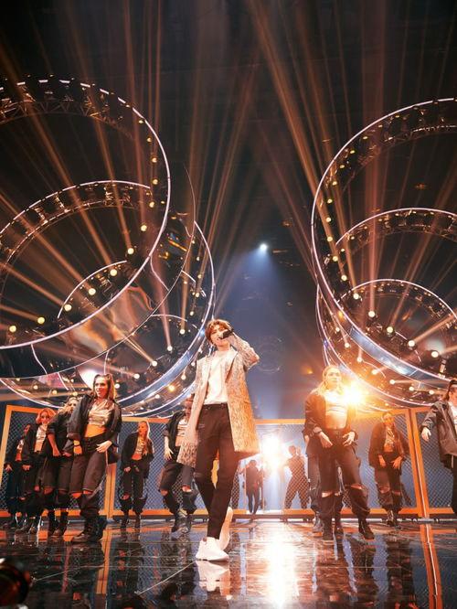 2024江苏卫视跨年演唱会,璀璨星河,共赴视听盛宴 第2张 2024江苏卫视跨年演唱会,璀璨星河,共赴视听盛宴 第2张